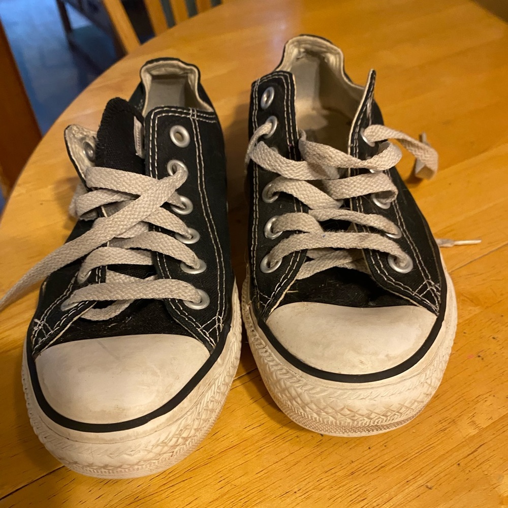 Converse All Star Black Canvas Low Cut Sneakers Size 6 Men’s Women’s 8